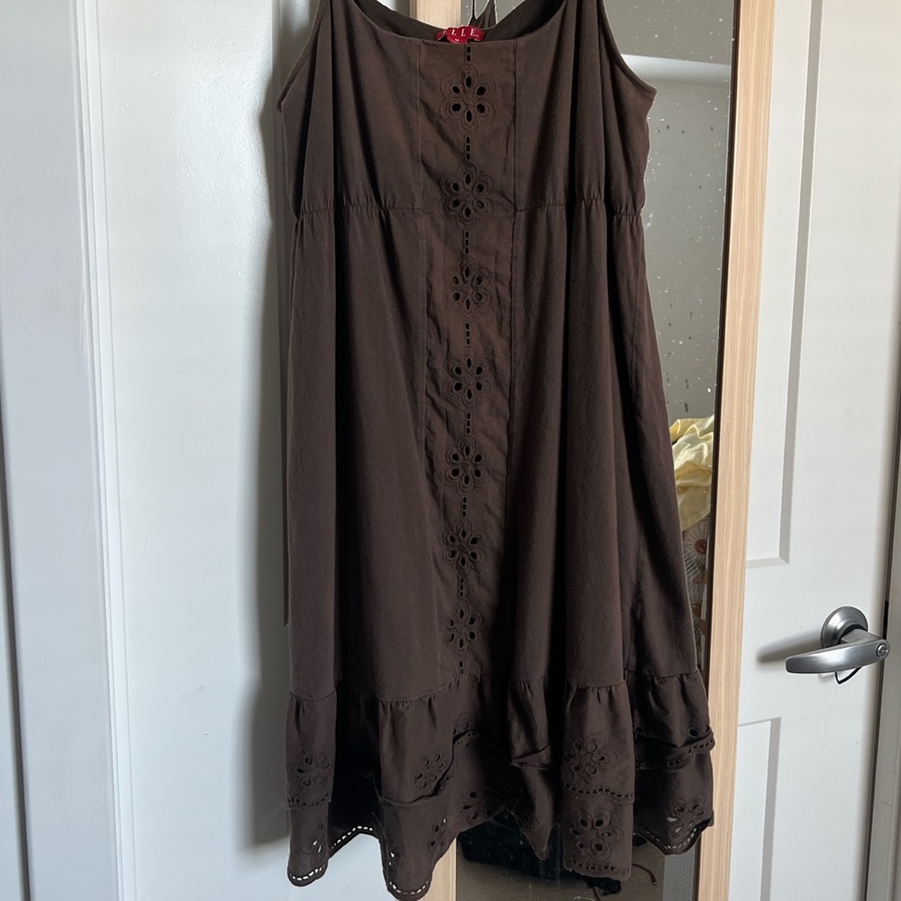 Elle Brown Dress